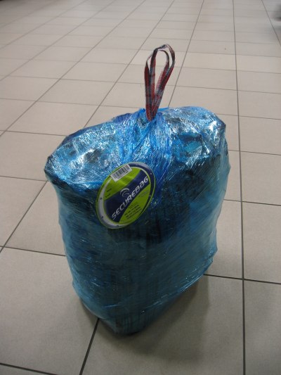 wrapping plastic for luggage